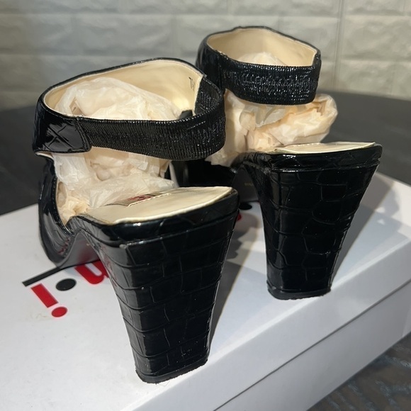 Stefani Duke sling back black mesh patent heels (7 1/2) - Picture 3 of 4